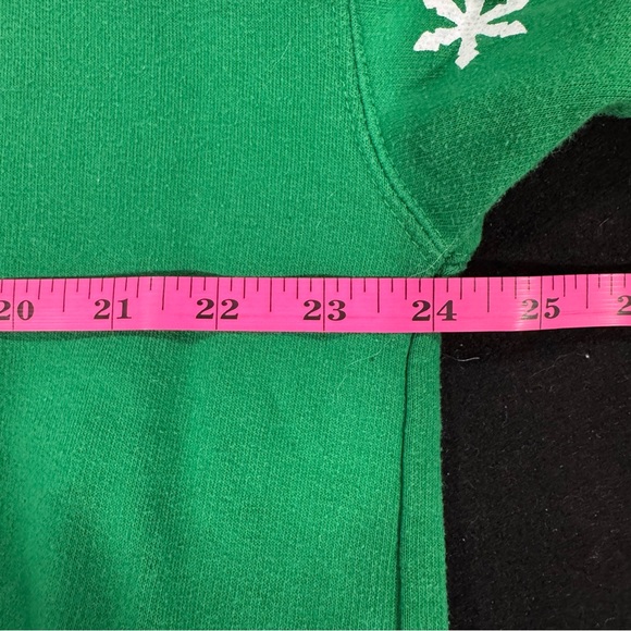 Wound Up Green Holiday Llama Sweatshirt - Picture 7 of 7